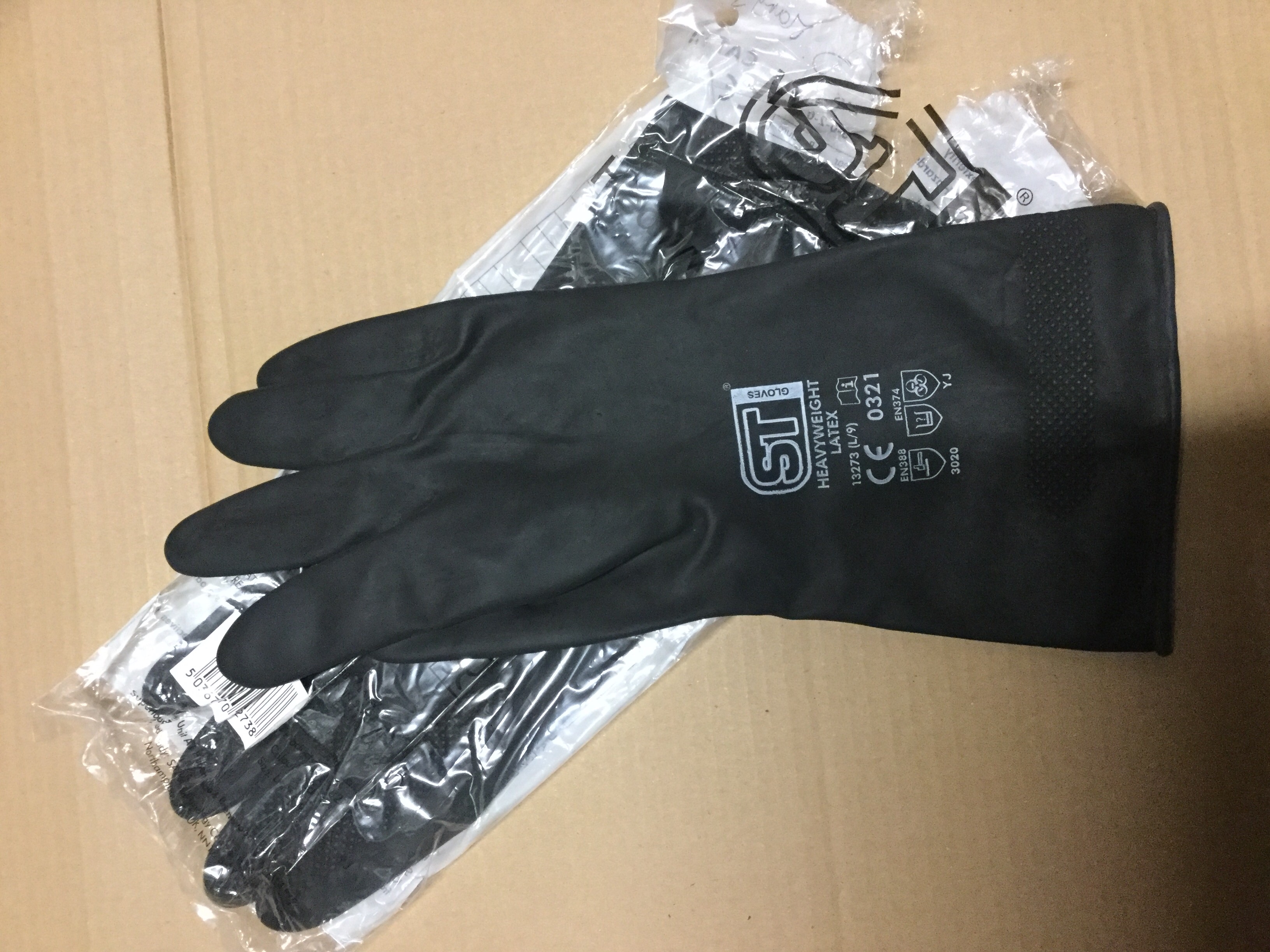 Heavy duty household rubber gloves 