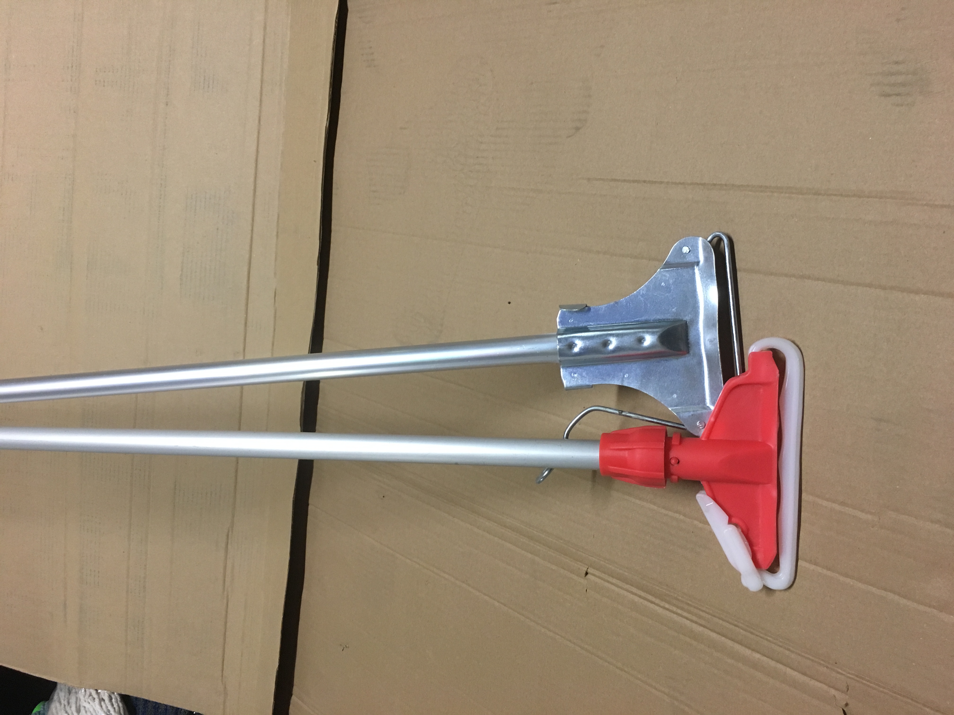 Aluminium handles and mop holder