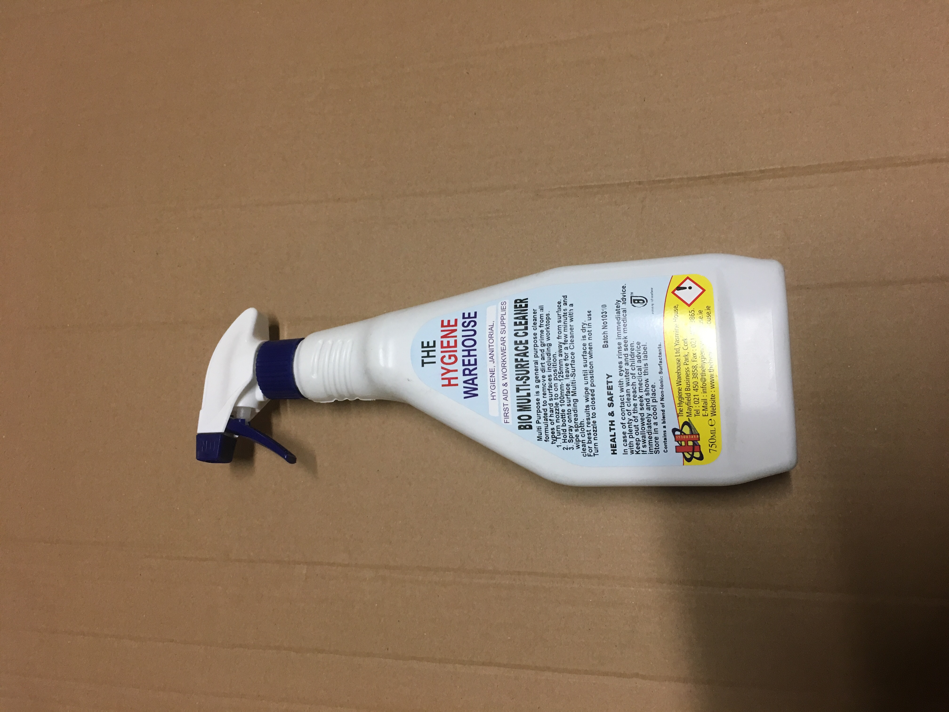Multi-surface cleaner