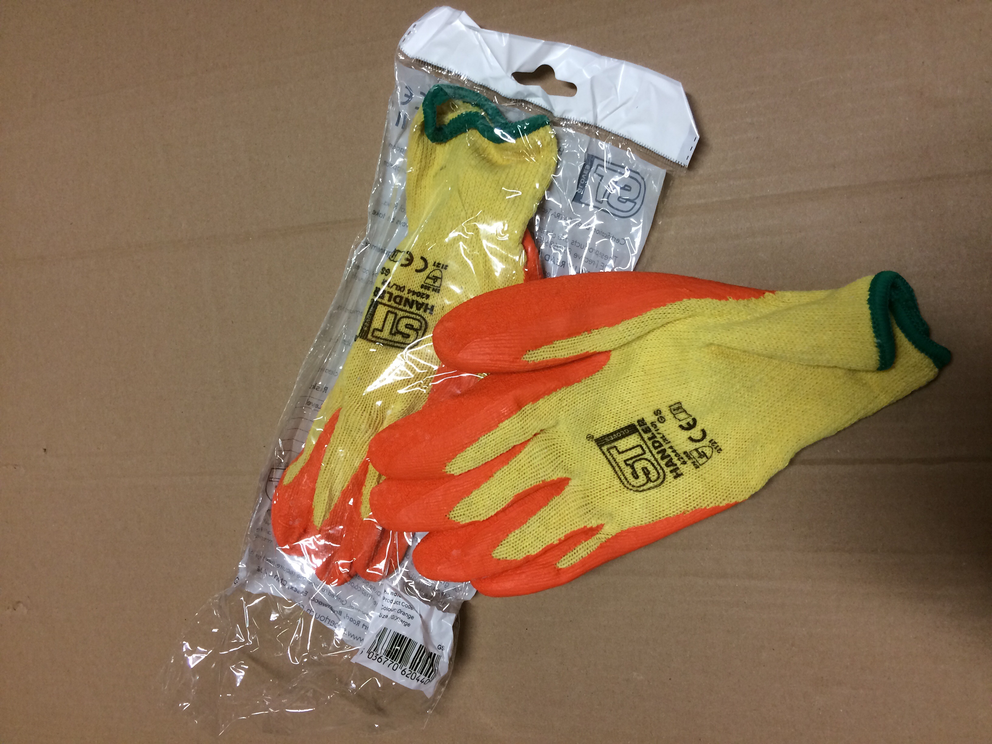 Golden grip handler gloves