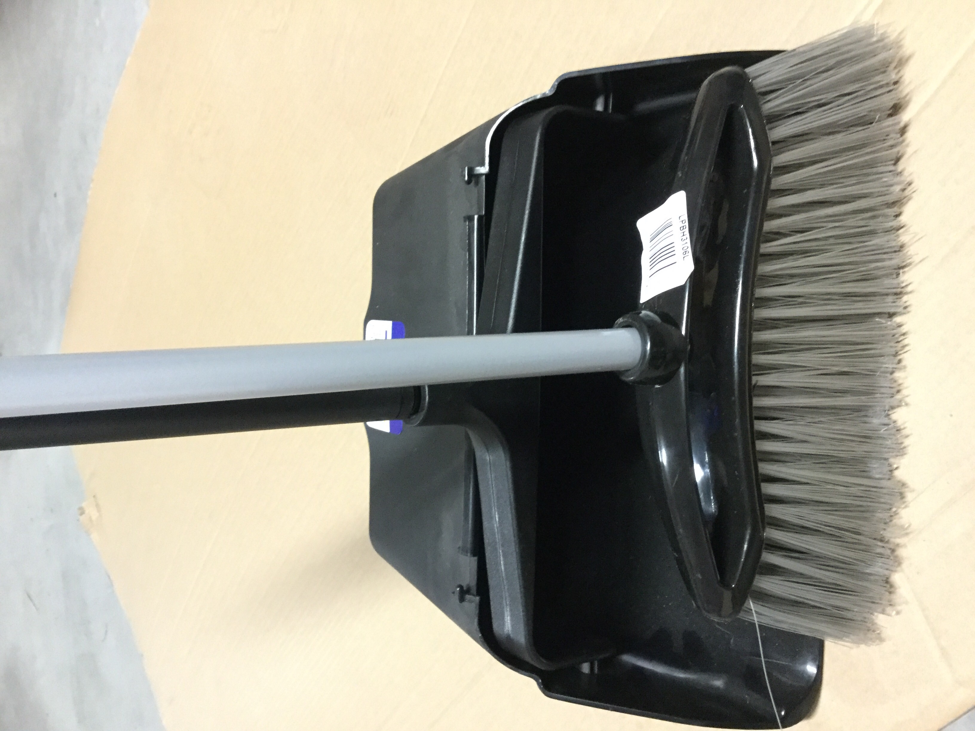 Lobby dustpan and brush set