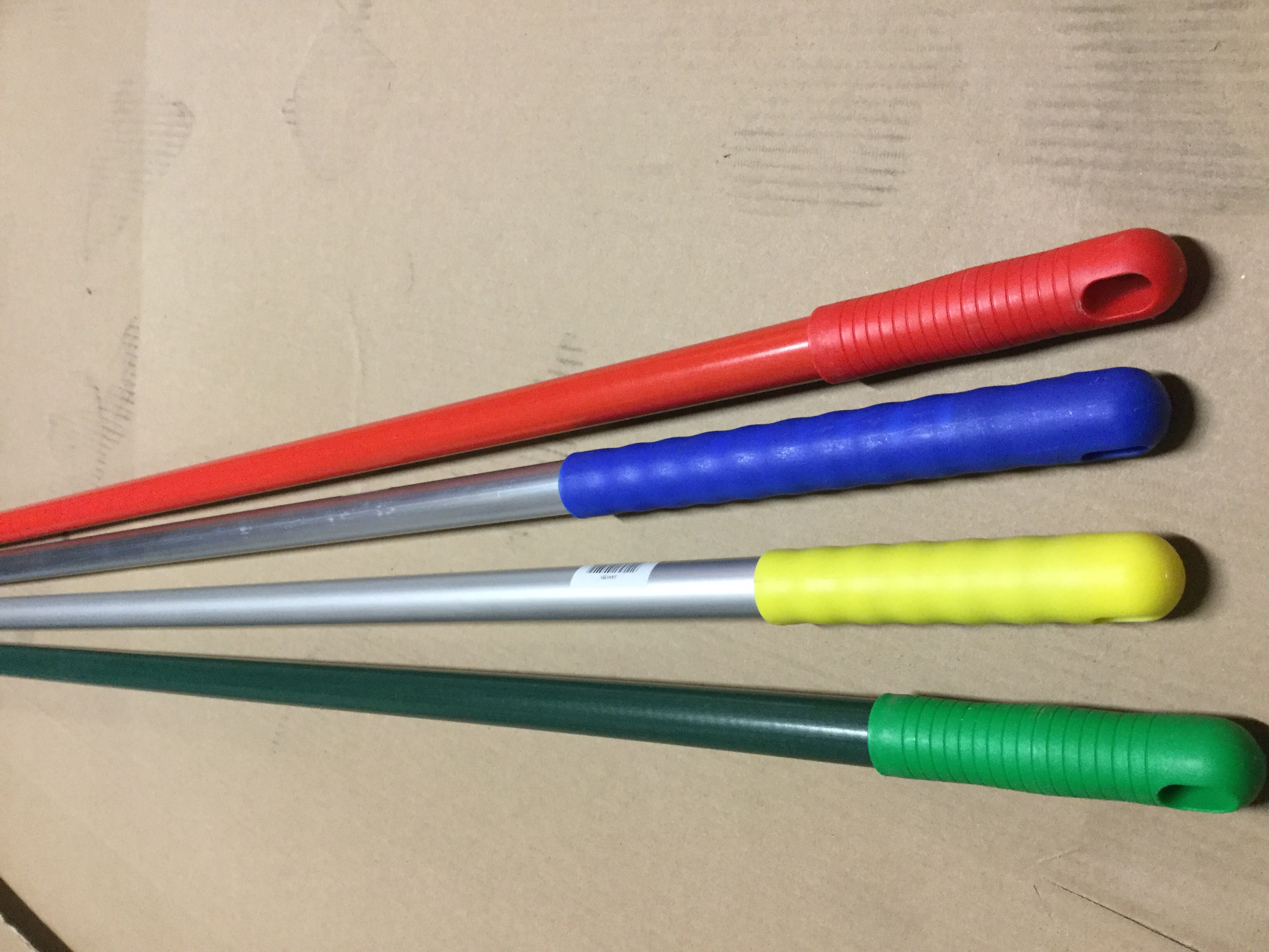 COMPOSITE MOP HANDLES 